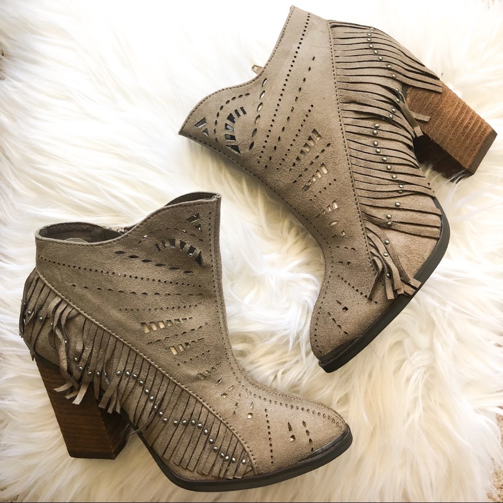 NWT TAUPE FRINGE BOOTIES